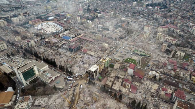 Asrın Felaketi Türkiye Depremi ve Yeniden Doğuş Mücadelesi